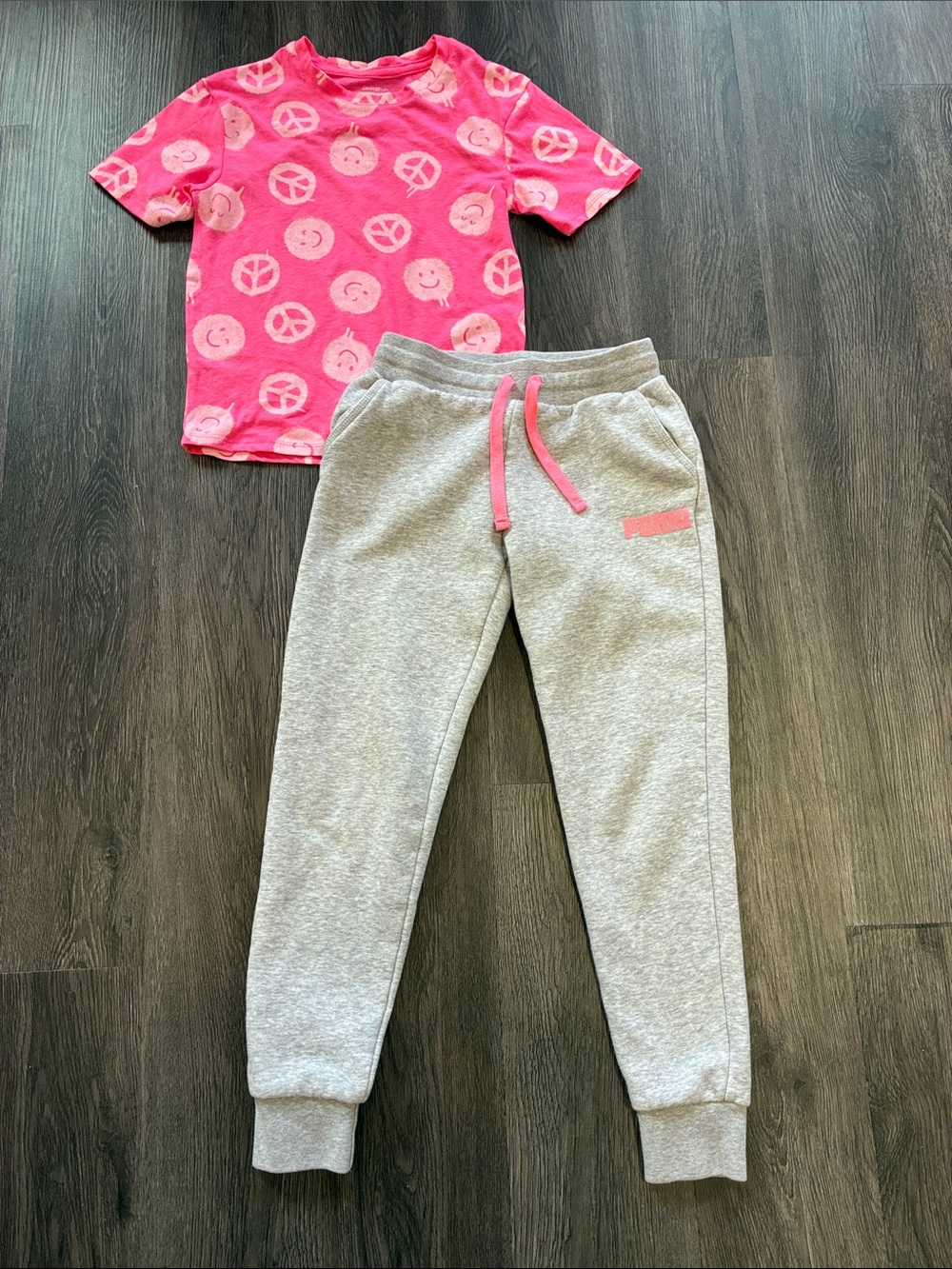 Puma & George Girls (M) Lot of 2: Joggers and T-shirt